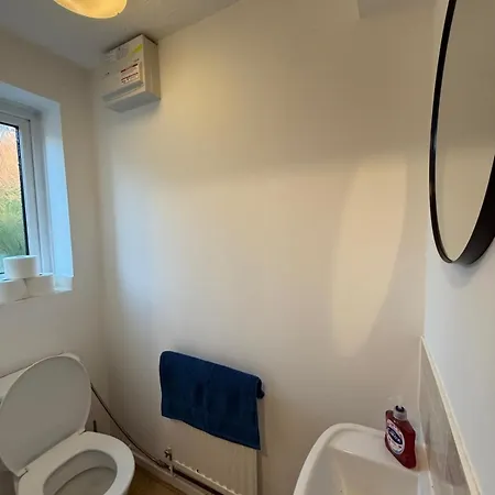 Relaxing In Bradley Stoke Σπίτι διακοπών *